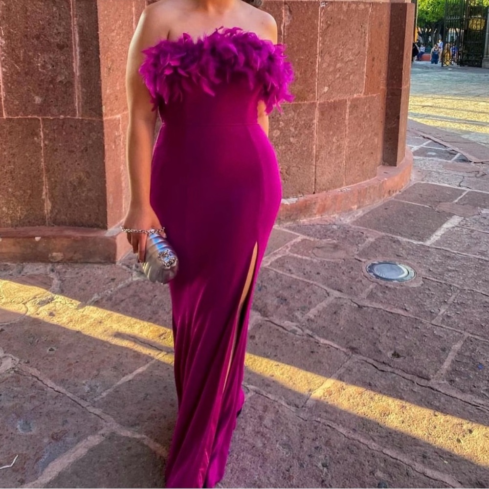 Elegant Pink Strapless Dress